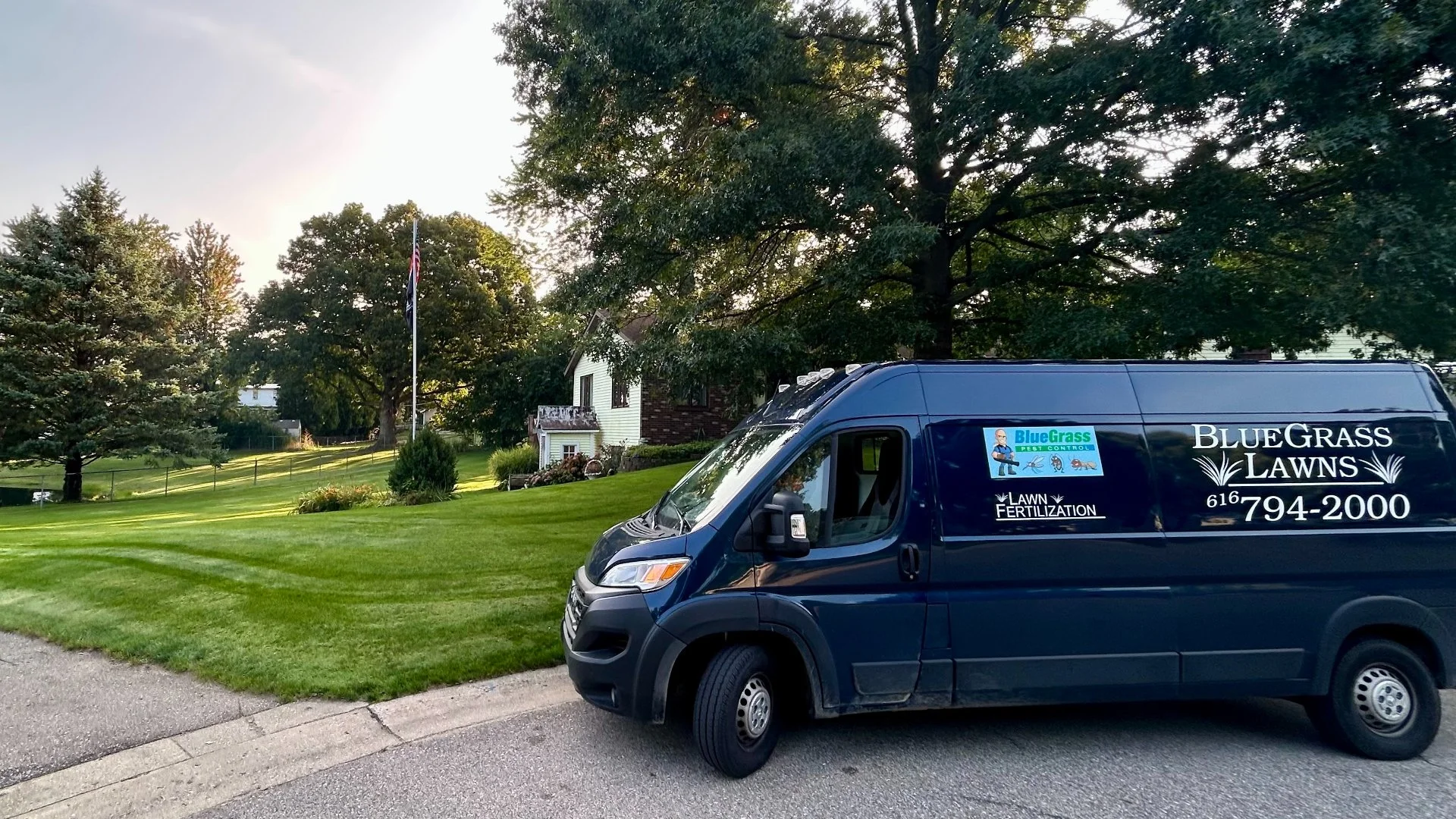 Home in Grand Rapids, MI with green grass that's weed-free.